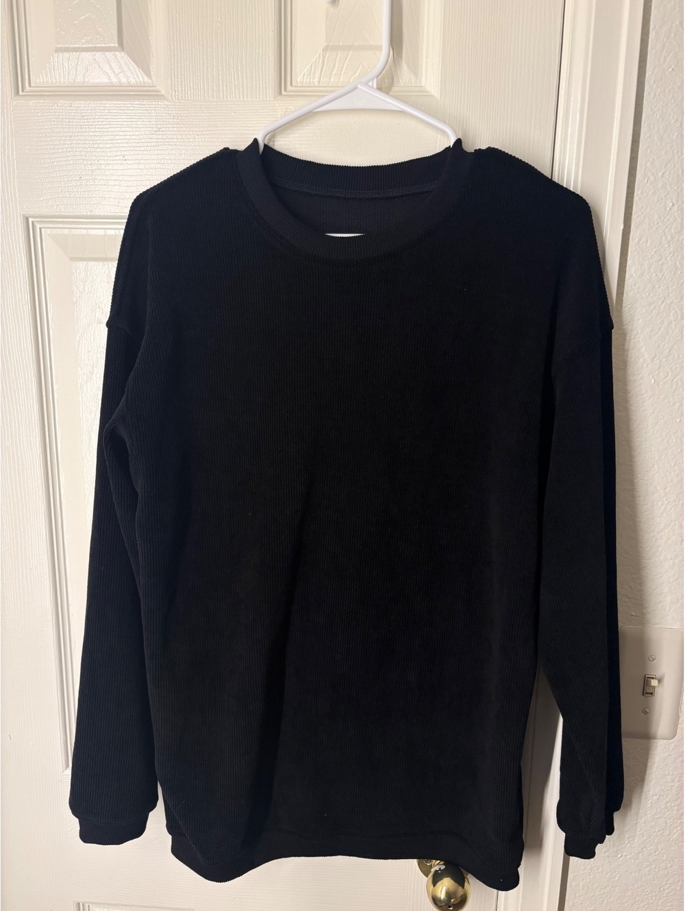 Women’s  Black Crewneck Sweatshirt Size S 100% Polyester